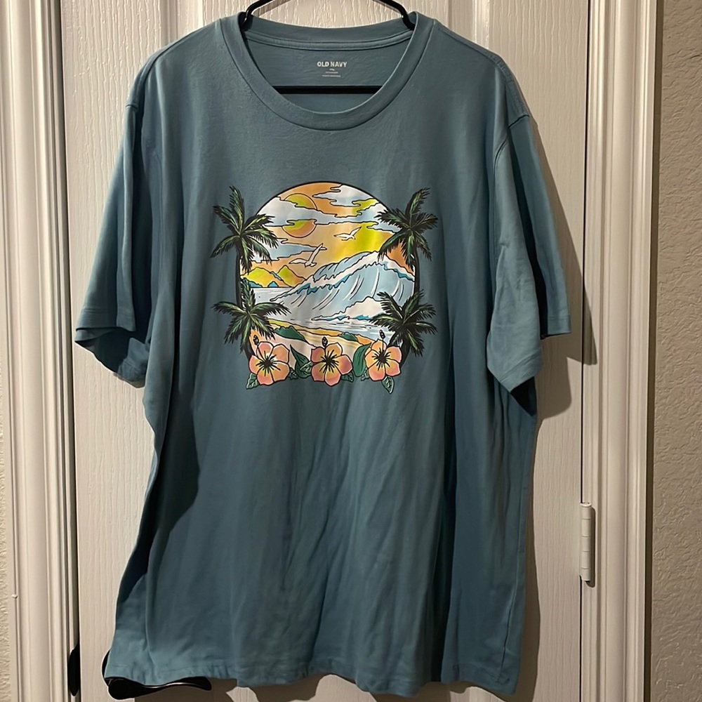 XXL Old Navy Tropical Blue Ocean Comfortable Casual Graphic T-Shirt